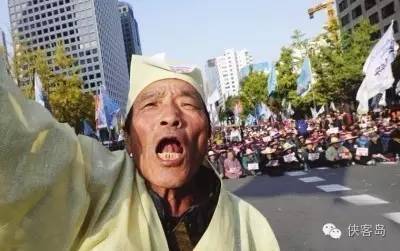 停不下來！這是韓國人民送給樸總統的《下臺歌》